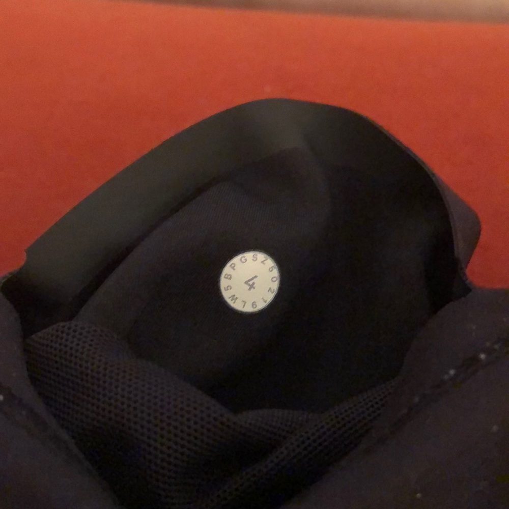 LULULEMON LEGGINGS - Picture 8 of 8